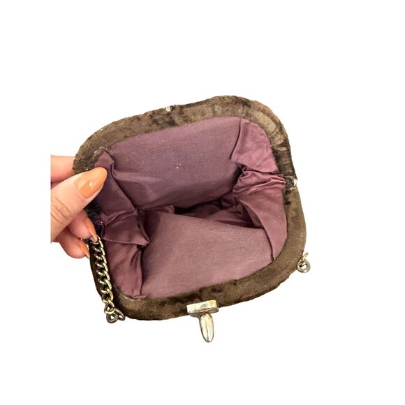VINTAGE 1960'S Brown Velvet Kisslock Gold Chain Cocktail Bag - Picture 2 of 7